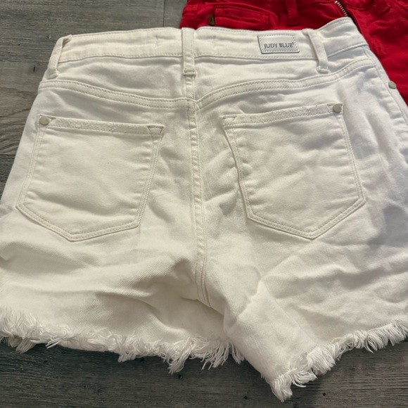 2 pair of Judy Blue women’s shorts. Small - Picture 4 of 8